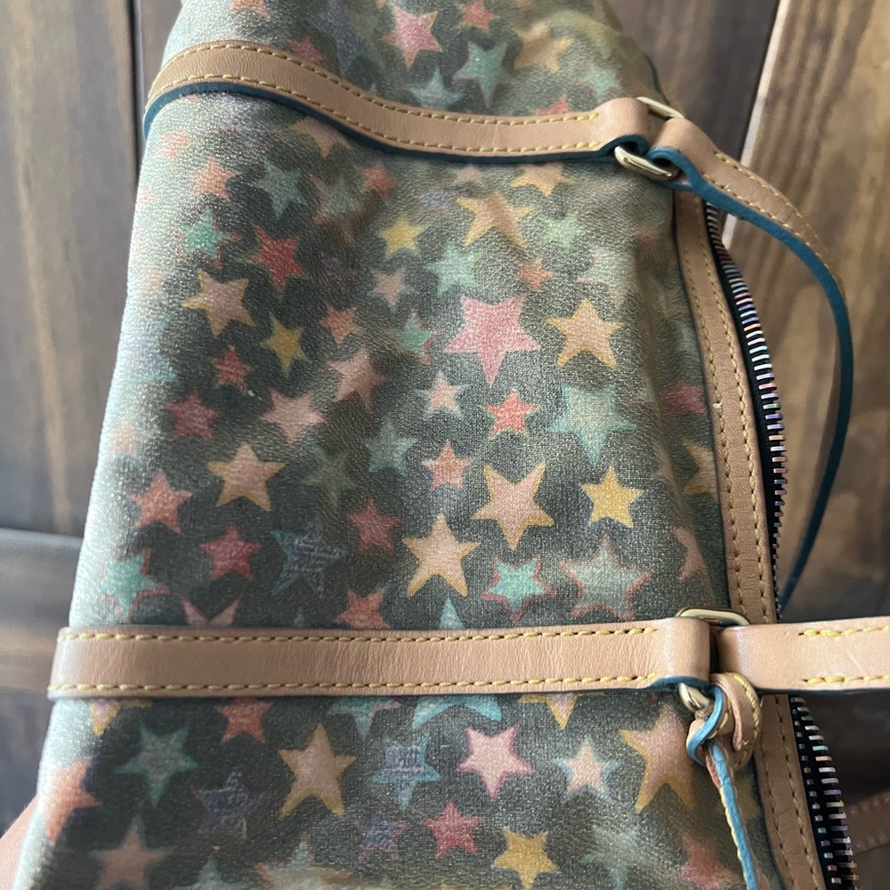 Vintage stars Dooney & Bourke barrel shoulder handbag in black - Picture 4 of 14